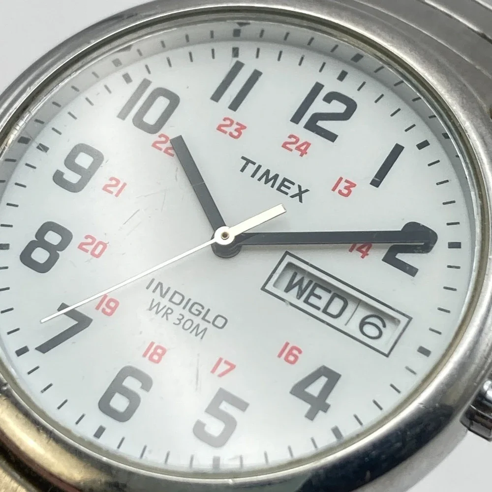 Timex Easy Reader Men's Watch 35mm Silver Tone Indiglo Stretch Band New Battery